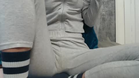 Snapshot of analove200 chatting on 01/21/25, 10:19 analove200 online show from 01/21/25, 10:19