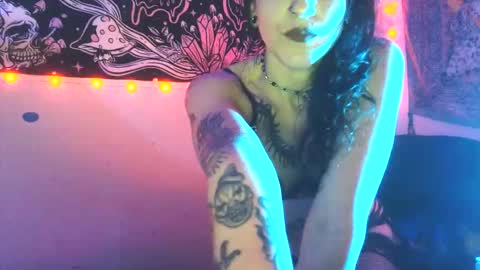 AnaLove online show from 04/28/26, 10:09