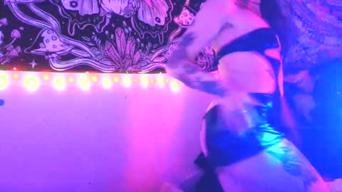 AnaLove online show from 05/03/26, 08:20