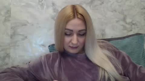 analqueen2024 online show from 12/03/25, 01:42