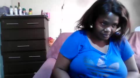 Snapshot of analslut1987 chatting on 05/31/26, 11:28 analslut1987 online show from 05/31/26, 11:28