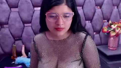 catherin owen online show from 12/22/24, 06:39