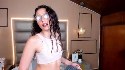 Ana Maria  online show from 07/14/26, 02:05