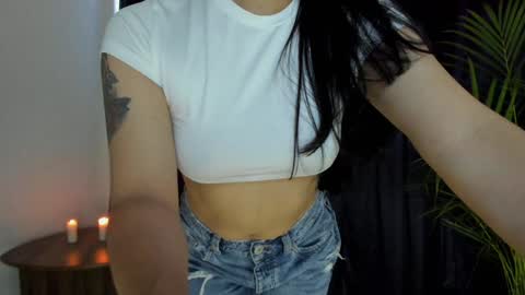 Snapshot of anamarieh chatting on 01/18/25, 06:21 Ann online show from 01/18/25, 06:21