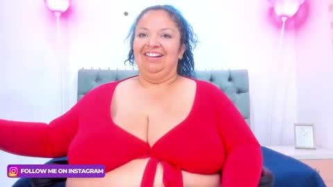 Snapshot of anamariiarios chatting on 02/08/25, 07:59 Ana Maria online show from 02/08/25, 07:59