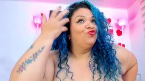 Snapshot of anamariiarios chatting on 03/07/25, 10:54 Ana Maria online show from 03/07/25, 10:54