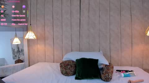 Ananta  online show from 09/19/25, 11:44