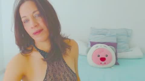 anapereira12 online show from 03/28/26, 04:28