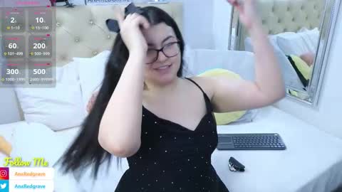 Anastasia Redgrave online show from 10/02/25, 05:47