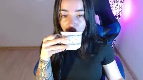 ana 3 online show from 11/24/25, 01:27