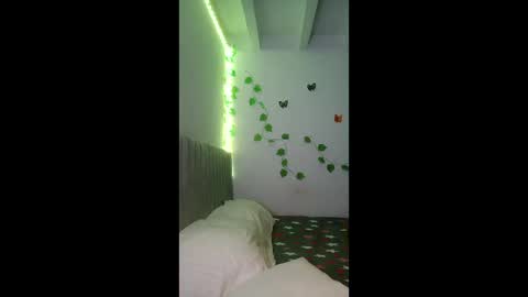 Snapshot of anaspark chatting on 02/14/26, 03:20 Ana online show from 02/14/26, 03:20