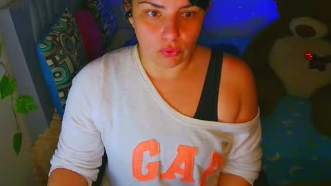 Snapshot of anaspark chatting on 02/23/26, 02:03 Ana online show from 02/23/26, 02:03