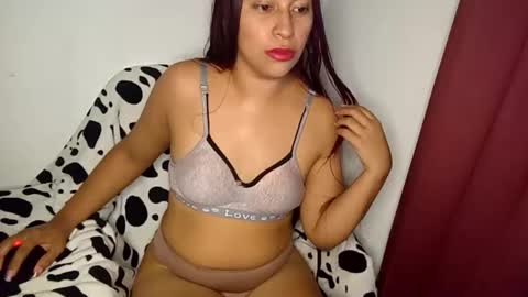 Snapshot of anastacia_snut chatting on 04/16/26, 02:45 anastacia_snut online show from 04/16/26, 02:45
