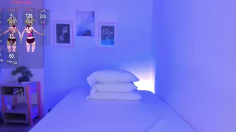 Snapshot of anastasia_lauren chatting on 12/17/25, 08:26 Ana online show from 12/17/25, 08:26