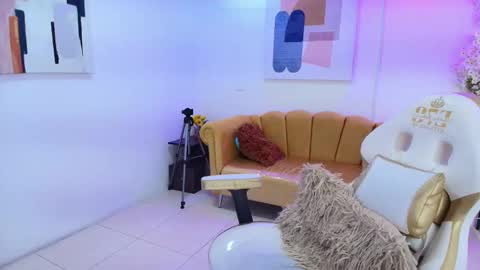 Anastasia  online show from 10/19/25, 06:58