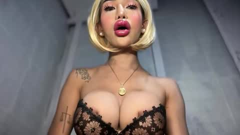 anawalters online show from 12/18/25, 04:07