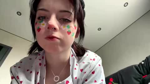 AnmiXHot online show from 04/06/26, 12:17