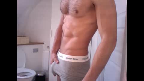 Snapshot of and_andys chatting on 09/30/25, 08:19 and_andys online show from 09/30/25, 08:19