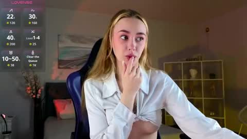 im Andarna dont forget give me thumbs up online show from 05/21/26, 03:13