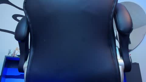 Andrs   -                   online show from 11/25/25, 01:38