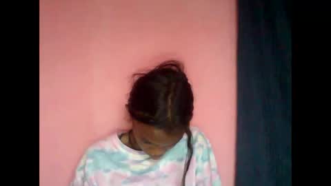 Snapshot of andohh237973 chatting on 11/11/25, 12:16 andohh237973 online show from 11/11/25, 12:16