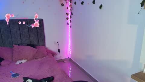Andra de la Rosse online show from 05/31/26, 01:47