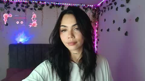 Andra de la Rosse online show from 05/31/26, 05:42