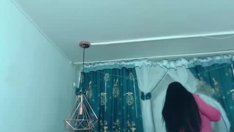 Snapshot of andrahart_ chatting on 03/07/25, 02:46 AndraHart online show from 03/07/25, 02:46