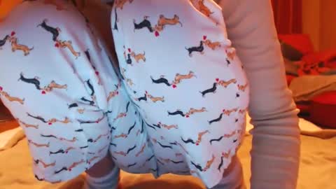 Andra online show from 03/27/26, 03:23