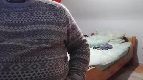 Snapshot of andre124231 chatting on 01/25/25, 11:54 Andre online show from 01/25/25, 11:54