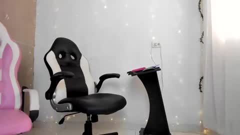 andre_lezcano online show from 09/14/25, 07:57