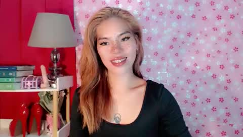 Snapshot of andrea06121998 chatting on 10/07/25, 08:33 andrea06121998 online show from 10/07/25, 08:33