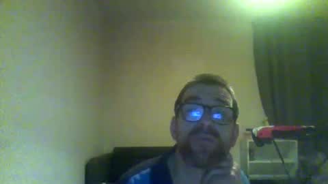 Snapshot of andrea2025 chatting on 10/08/25, 03:04 andrea2025 online show from 10/08/25, 03:04