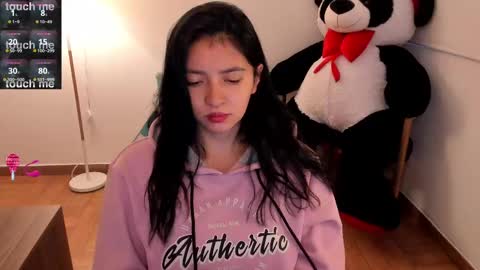 Snapshot of andrea_bonnie chatting on 03/01/25, 10:55 andrea_bonnie online show from 03/01/25, 10:55