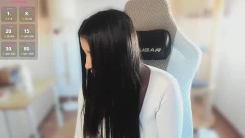 Snapshot of andrea_bonnie chatting on 11/08/25, 12:27 andrea_bonnie online show from 11/08/25, 12:27