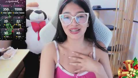 Snapshot of andrea_bonnie chatting on 12/20/25, 02:07 andrea_bonnie online show from 12/20/25, 02:07