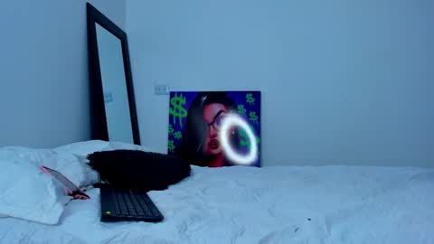 Andrea Cherry online show from 10/29/25, 01:46