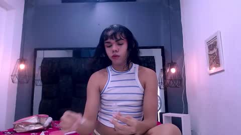 Snapshot of andrea_gill_ chatting on 09/27/25, 07:41 Andres Gil online show from 09/27/25, 07:41