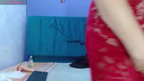 Snapshot of andrea_lopezcm chatting on 11/15/25, 11:40 ANDREA LOPEZ online show from 11/15/25, 11:40