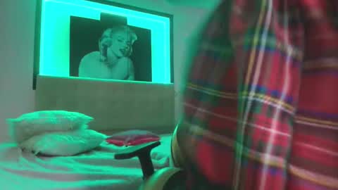 Andrea Ramos online show from 02/20/25, 05:44