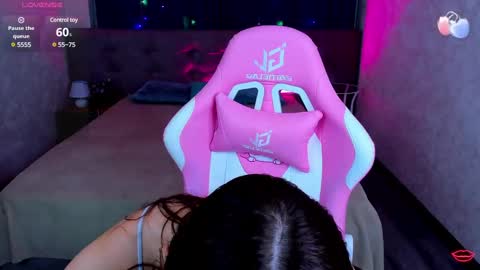 Andrea hereGMT7Mon Tue Wen ThFri Sat Su 0300am-0900am. online show from 02/03/25, 01:09