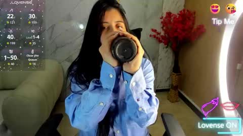 andrea_tasty_tf online show from 12/02/25, 12:43