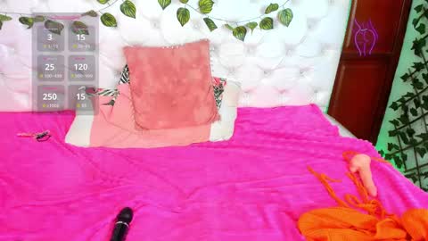 Snapshot of andrea_williams24 chatting on 01/21/25, 07:39 Naomi Andrea Daviss online show from 01/21/25, 07:39