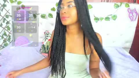Snapshot of andrea_williams24 chatting on 09/25/25, 11:36 Naomi Andrea Daviss online show from 09/25/25, 11:36