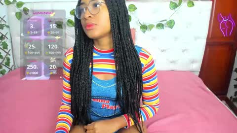 Snapshot of andrea_williams24 chatting on 10/18/25, 12:17 Naomi Andrea Daviss online show from 10/18/25, 12:17