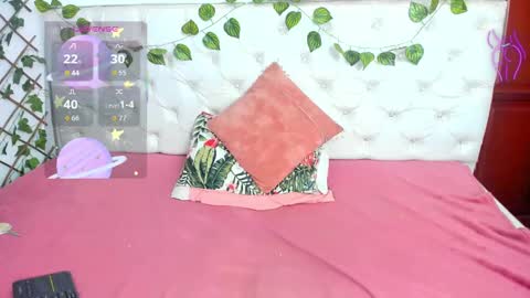 Naomi Andrea Daviss online show from 10/25/25, 12:13