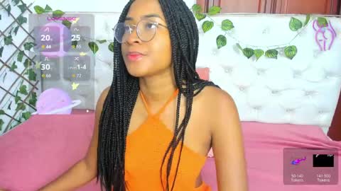 Naomi Andrea Daviss online show from 11/10/25, 12:04