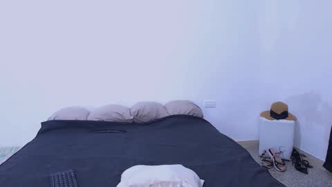 Andrea online show from 11/10/25, 05:23