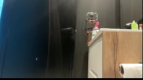 Andrea Elizabeth online show from 09/29/25, 10:53