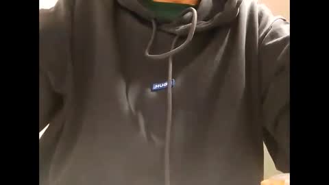 andreai1988 online show from 11/26/25, 06:25